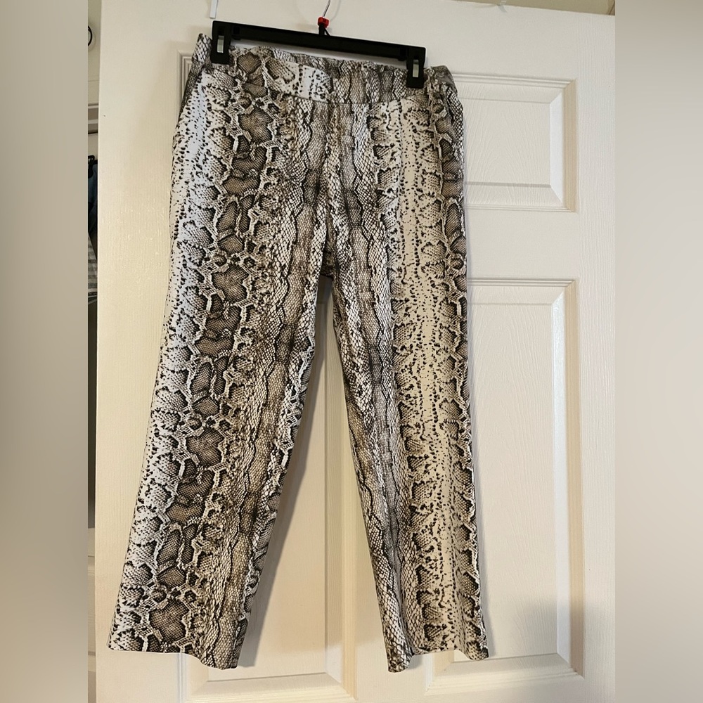 PETITE SMALL Snake Print Crop Pants